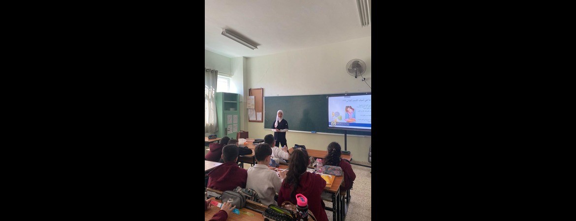 الكلية الدولية الجامعية للعلوم والصحة تُنفّذ ورشة توعوية حول التسمم الغذائي